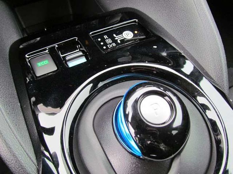 Nissan Leaf 40 kWh N-Connecta *Winterpack*LED-Scheinwerfer*
